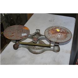 VINTAGE SCALE