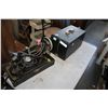 Image 1 : VINTAGE SINGER G6103352 SEWING MACHINE