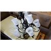Image 2 : 9 ARM CHANDELIER