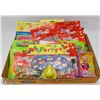 Image 1 : FLAT OF PARTY ITEMS INCL MASKS. PARTY FAVORS &