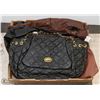 Image 1 : FLAT OF PURSES