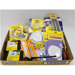 FLAT WITH SANDING BLOCKS, WIRE CONNECTORS, DUST