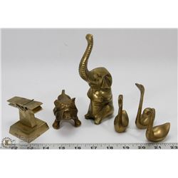 5 VINTAGE BRASS COLLECTIBLES - BULLDOG, ELEPHANT &