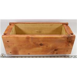 STAINED CEDAR WOOD WINDOW PLANTER