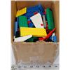 Image 1 : BOX OF VINTAGE LEGO