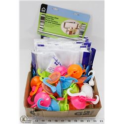 BOX WITH LAUNDRY BAGS, TOWEL RODS & SUCTION CUPS