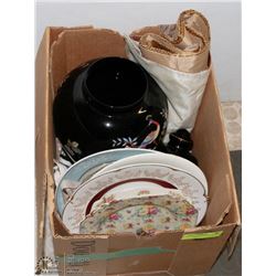 ASSORTED CHINA PLATES AND VASE