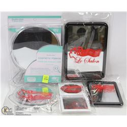 FLAT OF COSMETIC MIRRORS