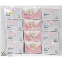 BUNDLE OF DECORATIVE ENVELOPES