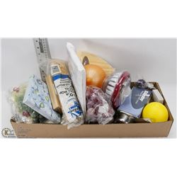 FLAT OF NEW KITCHEN ITEMS