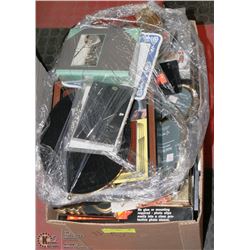 ESTATE BOX OF PICTURE FRAMES