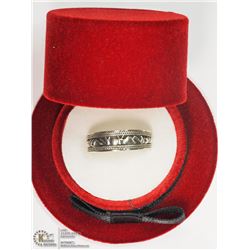 STERLING SILVER RING SIZE 7.75