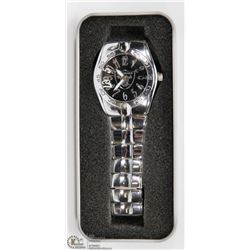 NEW IN CASE, OAKLAND RAIDERS MENS WATCH.