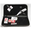 Image 1 : STRAIGHT RAZOR IN CASE W/ 30+ BLADES, COMB &