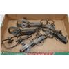 Image 1 : LOT OF 5 ONEIDA VICTOR ANIMAL TRAPS.