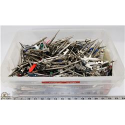 TOTE OF SCHOOL COMPASSES