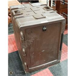 LARGE WARMING/COOLING CAMBRO (PORTABLE) FOOD OR