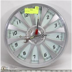 TIRE RIM CLOCK.