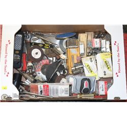 ESTATE BOX OF GRINDING DISCS, NAILS, STAPLES &MORE