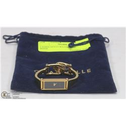 LADIES GUCCI WATCH 1500L SWISS MADE