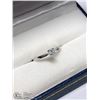 Image 4 : 47) 10KT WHITE GOLD DIAMOND RING SIZE 6