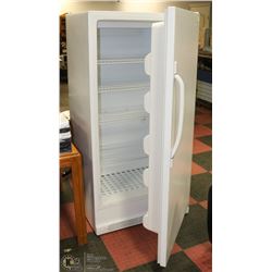 FRIGIDAIRE FULL FRIDGE