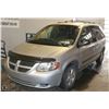 Image 1 : 2005 DODGE CARAVAN SXT