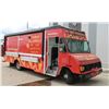 Image 1 : 2000 CHEVROLET WORKHORSE. FOOD TRUCK 27'