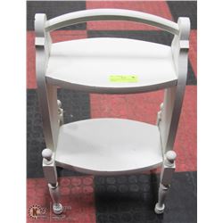 SMALL WOOD WHITE TABLE WITH HANDLE
