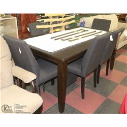 DARK WOOD TONE KITCHEN TABLE WITH 6 GREY FABRIC