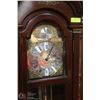 Image 2 : TEMPUS FUGIT GRANDFATHER CLOCK WITH WEIGHTS,