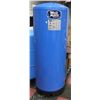 Image 1 : WELL MATE WATER SYSTEM PRESSURE TANK