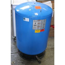 PRO SOLUTION PLUS WATER TANK - MAX PRESSURE 100