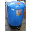 Image 1 : PRO SOLUTION PLUS WATER TANK - MAX PRESSURE 100