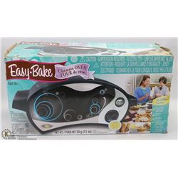 EASY BAKE OVEN WITH PAN AND SCOOP