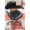 Image 1 : BLACK VINYL RE-COVERED METAL OFFICE CHAIR