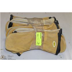 BUNDLE OF MEDIUM NAT PRO WORK MITTS GENUINE