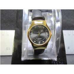 New Women's Quartz Watch