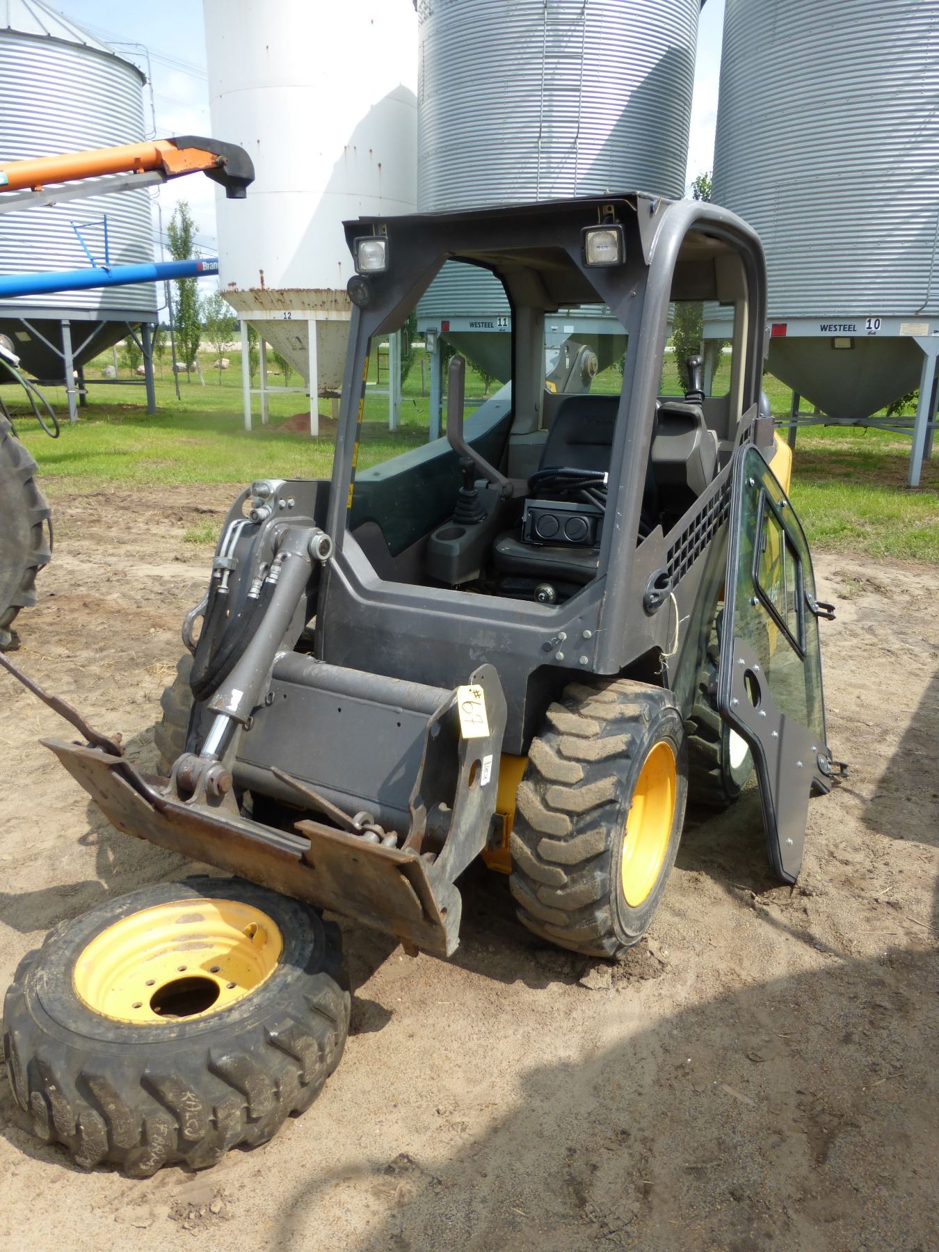 2013 VOLVO MC95C SKID STEER