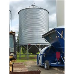 BIN #6 - SEEDSTOR 2000 BU GRAIN BIN