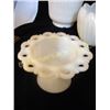 Image 4 : 13 Piece Milk Glass Lot
