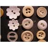 Image 8 : Vintage Buttons Lot
