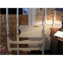 Canopy Twin Bed