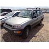 Image 2 : 1999 - TOYOTA RAV4 // RESTORED SALVAGE
