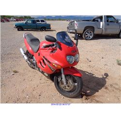 2000 - SUZUKI GSX 600F