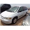 Image 2 : 1997 - DODGE GRAND CARAVAN // SALVAGE TITLE