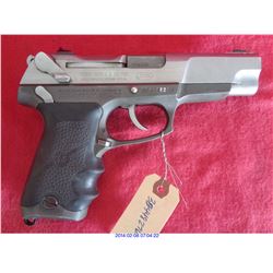 RUGER P89