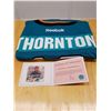 Image 4 : JOE THORNTON SIGNED SHARKS HOCKEY JERSEY W/ AJ SPORTSWORLD COA
