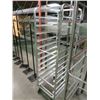 Image 2 : BAKERS RACK