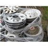 Image 2 : Pallet of hub caps